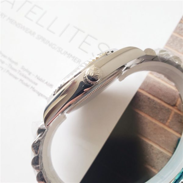 RLXM119 - Image 6